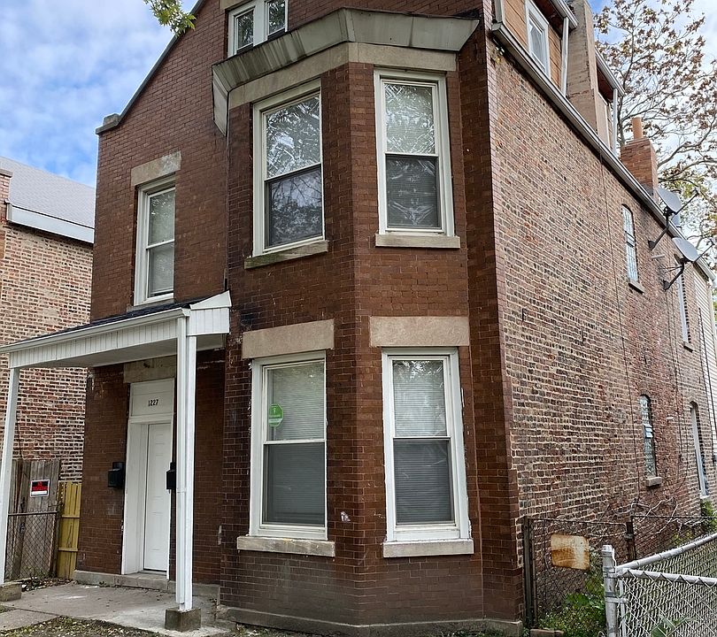 1st image of 1227 S Kildare Ave