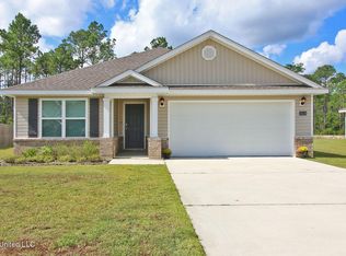 10119 Willow Leaf Dr, Gulfport, MS 39503