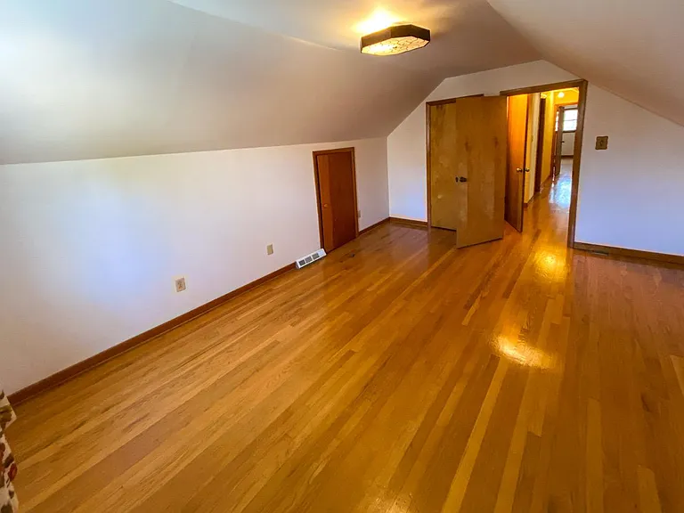 10910 Harford Rd — Photo 12