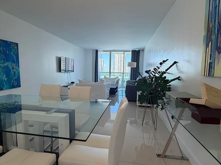 19390 Collins Ave #1103 — Photo 14