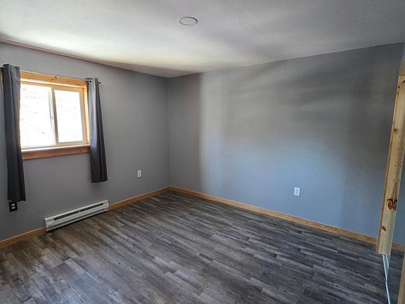 3rd image of 23 2nd St SE