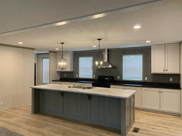 54 Bee Jay Dr #54, Lansing, MI 48906