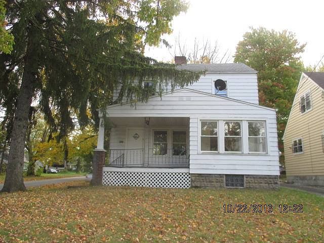 1st image of 275 E Avondale Ave