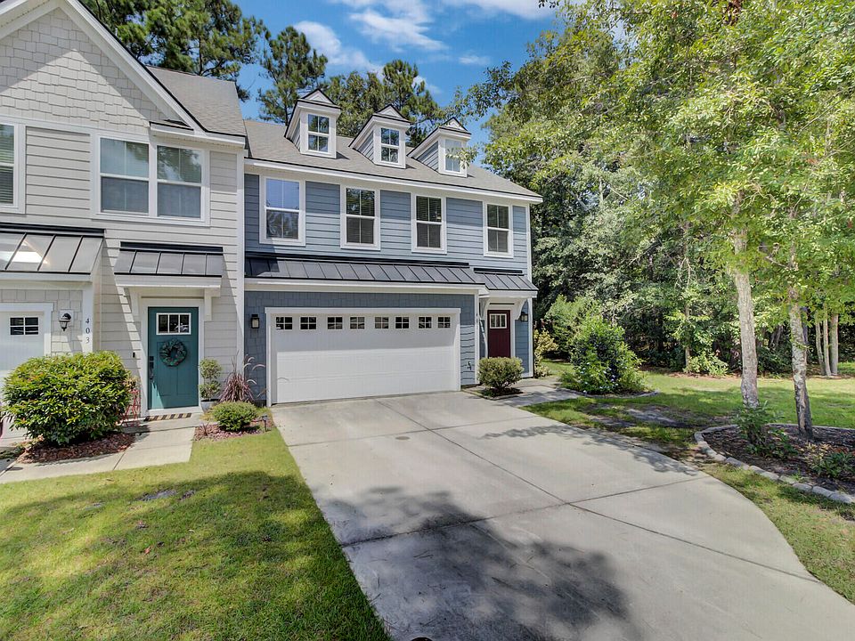 1st image of 401 Grand Palm Ln