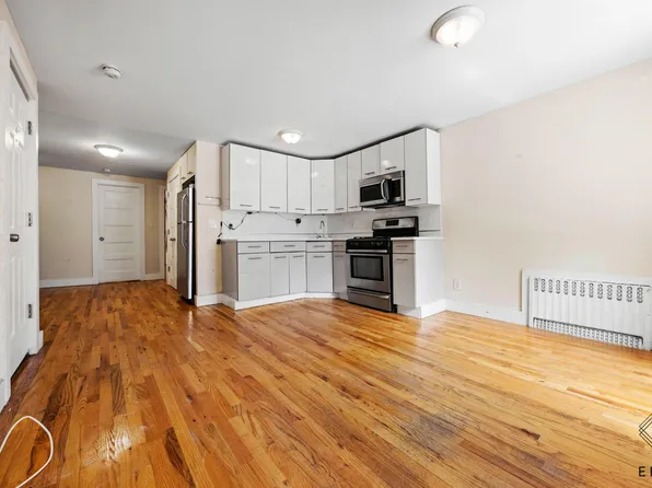 63 Pulaski St, Brooklyn, NY