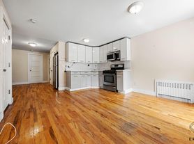 63 Pulaski St, Brooklyn, NY