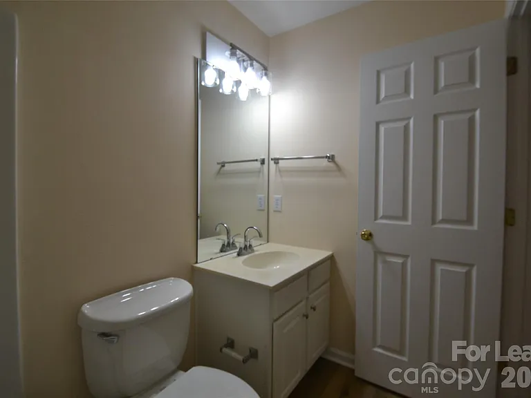 6820 Beverly Springs Dr — Photo 23