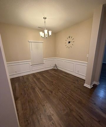 4th image of 8075 Dennis Fox Ln