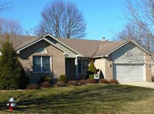 1720 Meadow Woods Ct, Connersville, IN 47331