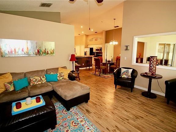 4th image of 2807 Harwood Ct