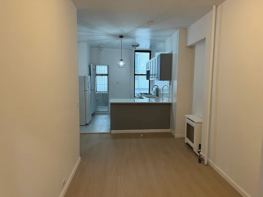 Rented by David Francis New York LLC | media 21