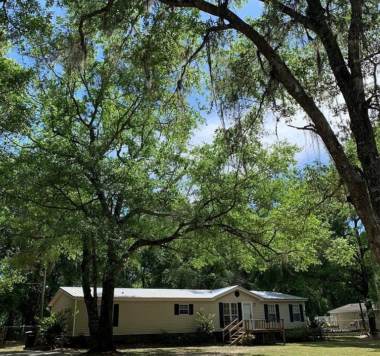 1st image of 80 Brooks Cove Dr
