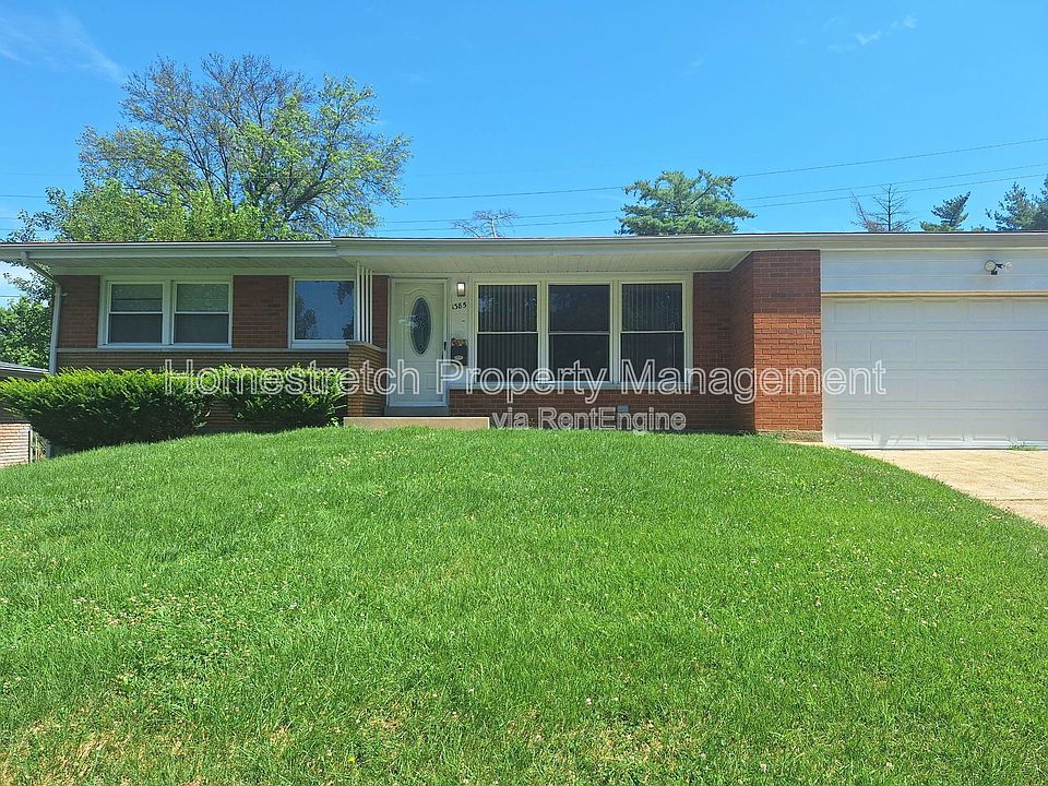 1st image of 1385 Wadsworth Dr