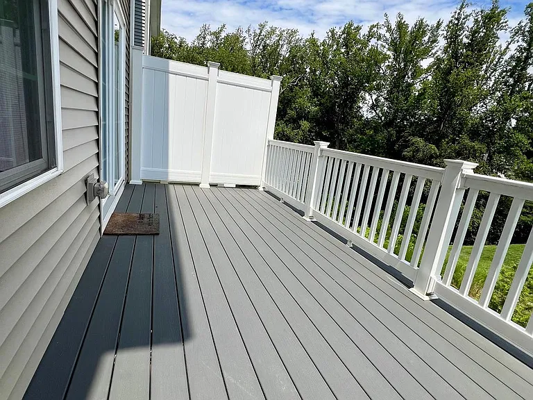 105 Caswell Dr — Photo 36