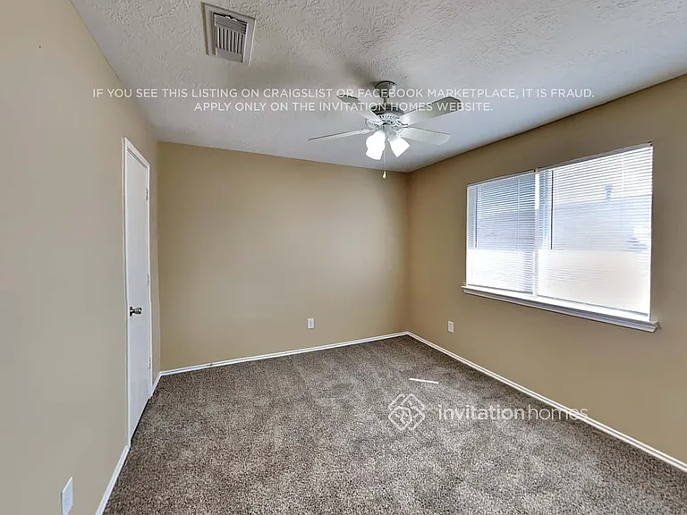 1515 Glasholm Dr — Photo 11