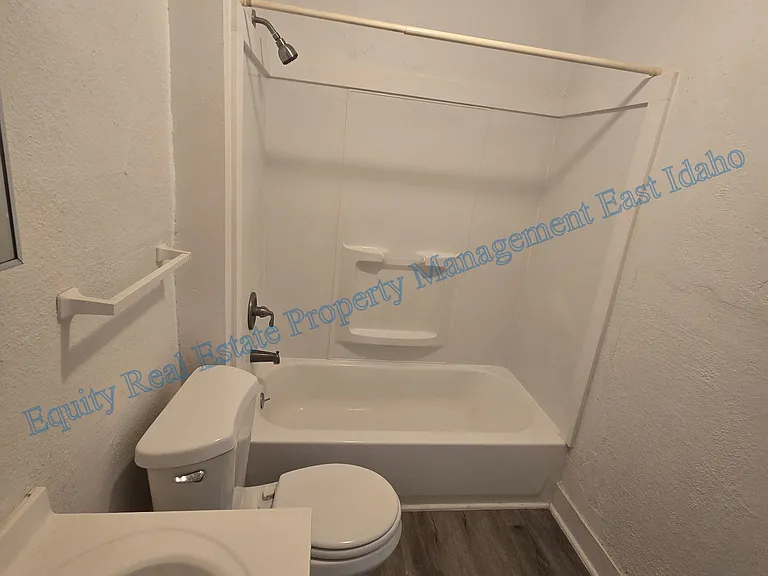 815 E Clark St #5 — Photo 29