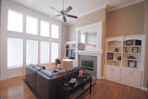 4th image of 9923 Vista Dr