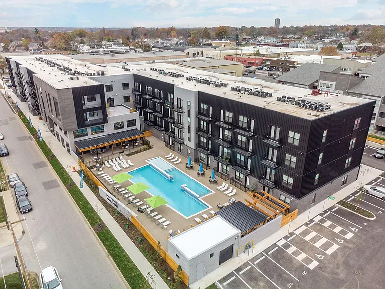 Quinn Apartments — Photo 79