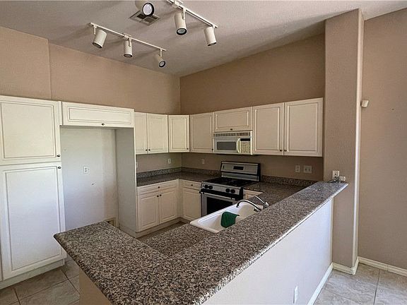 4th image of 3102 Quail Crest Ave