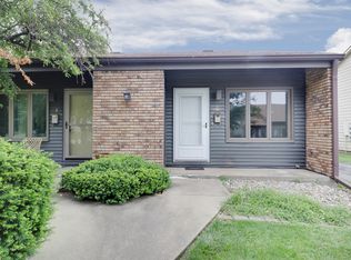 1702 Rockingham Dr APT 6, Normal, IL 61761