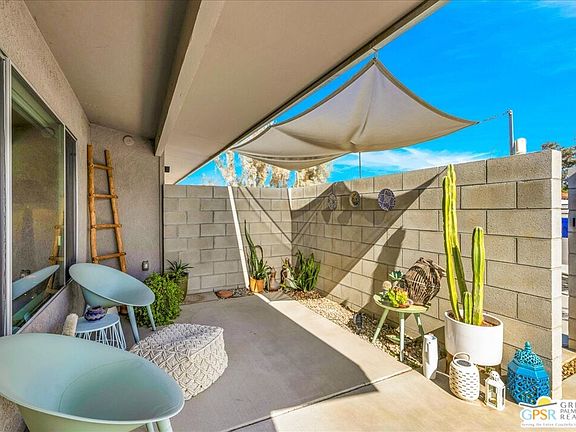 2nd image of 1979 N Los Alamos Rd