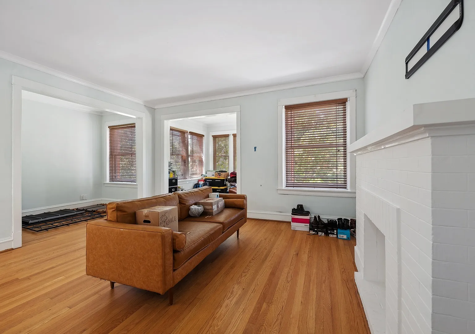 2 bed, 1500 sqft, $2,400 — Photo 3