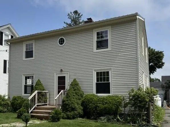 76 Vernon Street, Bangor, ME 04401
