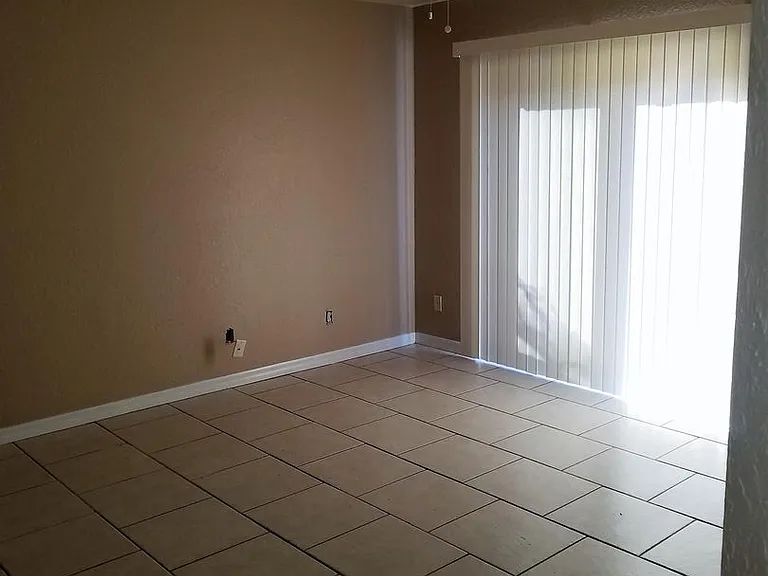 220 Columbia Dr #16 — Photo 3