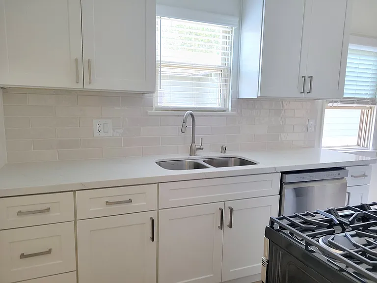 2819 W 42nd St #2815 — Photo 19