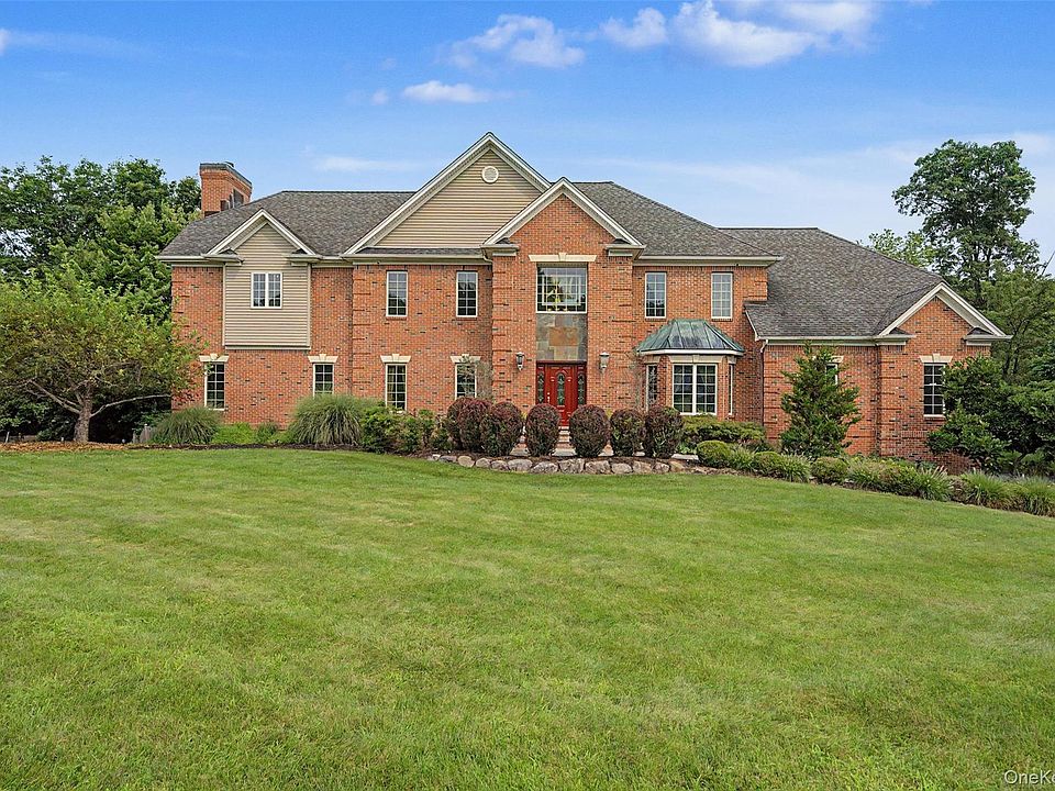 1st image of 22 Bennington Drive