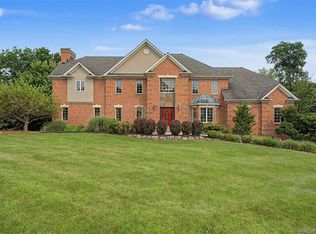 22 Bennington Dr, Highland Mills, NY 10930