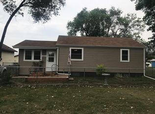 816 S McCoy St, Aberdeen City, SD 57401