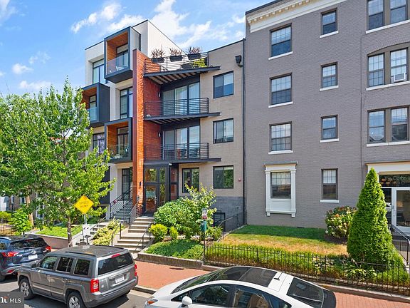 2nd image of 1436 Chapin St NW #F