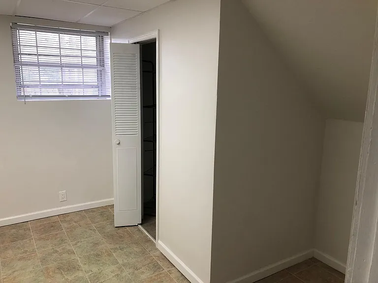 2410 Dowler Cir — Photo 12