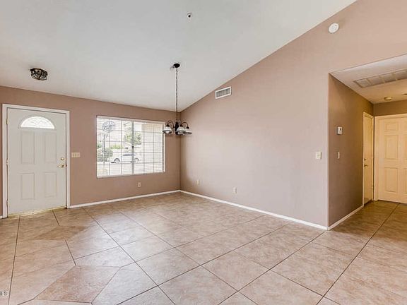 4th image of 10723 N 109th Way