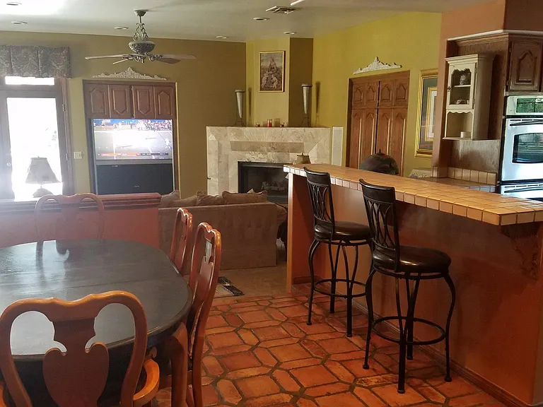 2313 Wimbledon Dr — Photo 24