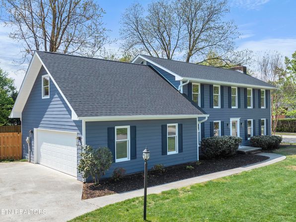 729 Woodchase Dr, Knoxville, TN 37934