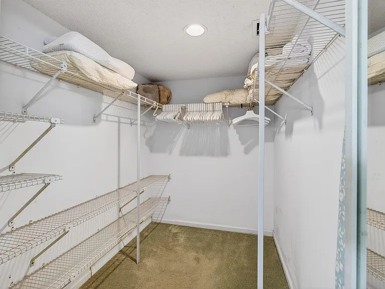 5851 Parkwalk Dr — Photo 51
