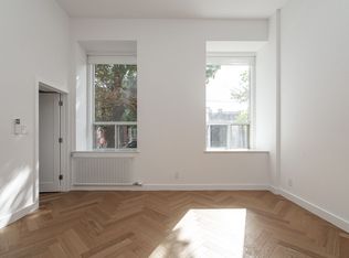 150 Fermanagh Ave #50015A-3, Toronto, ON M6R1M3