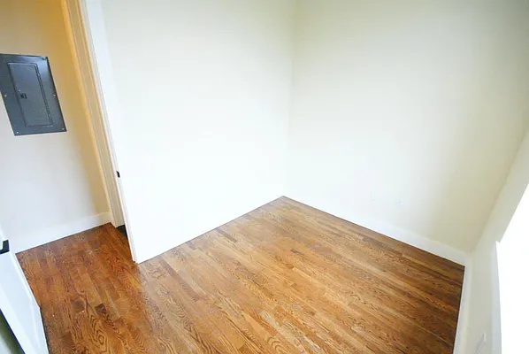 Rented by Loom Group | media 17