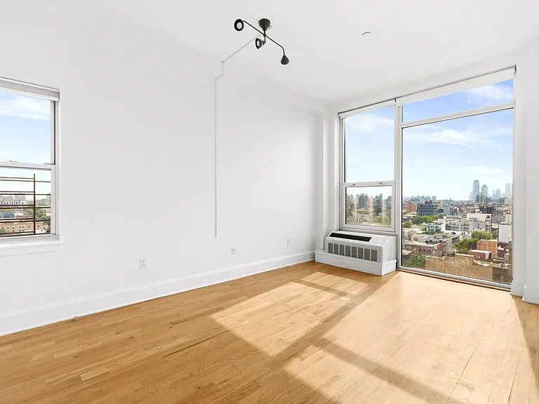 480 Humboldt St #11A — Photo 6