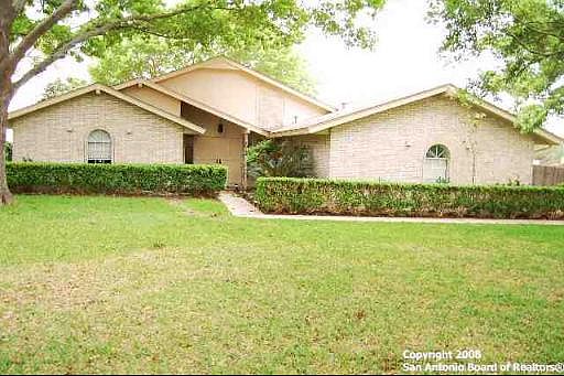 1st image of 4022 BENTWAY DR