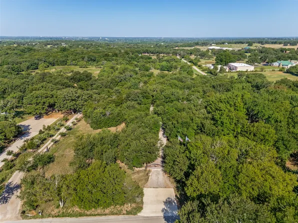 3863 New Hope Rd, Aubrey, TX 76227