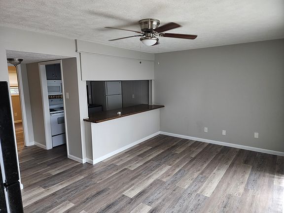 2nd image of 309 W Main St APT 8