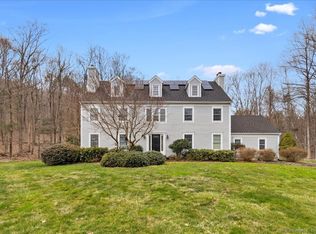 218 Bluff View Dr, Guilford, CT 06437
