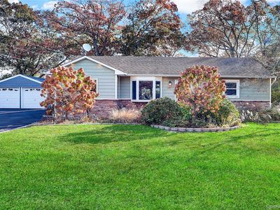 882 Ocean Avenue, West Islip, NY, 11795