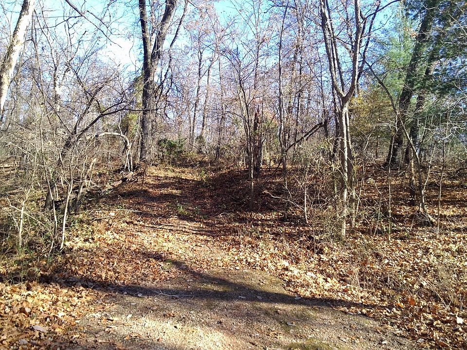 1st image of Greenwich Ln