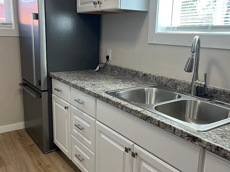 1740 Oxford St SE #3 — Photo 8