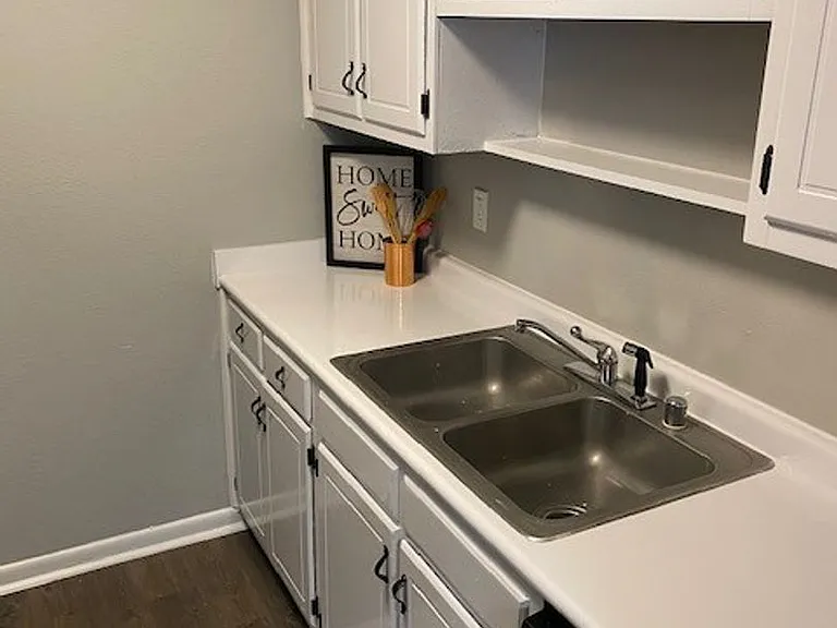 Reserve at Fairway Hills — Photo 10