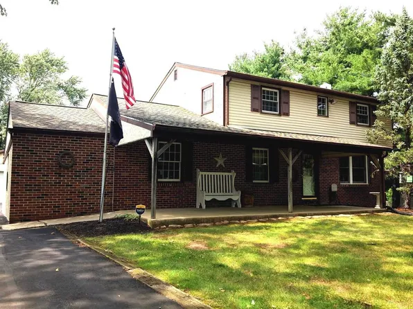 571 Township Line Rd, Telford, PA 18969